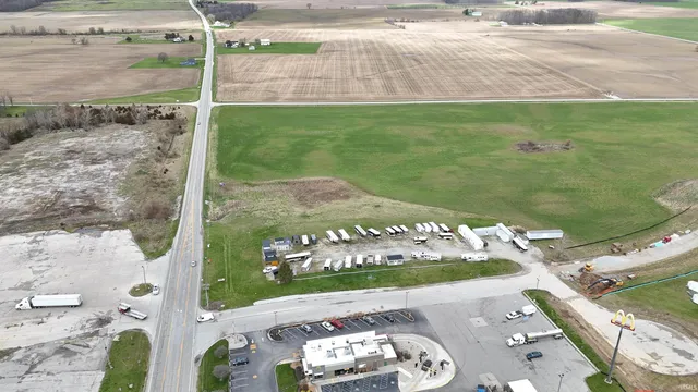 77 East Wall, Warren, IN 46792