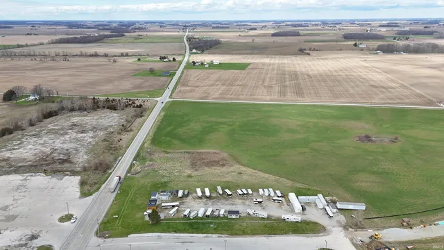 77 East Wall, Warren, IN 46792