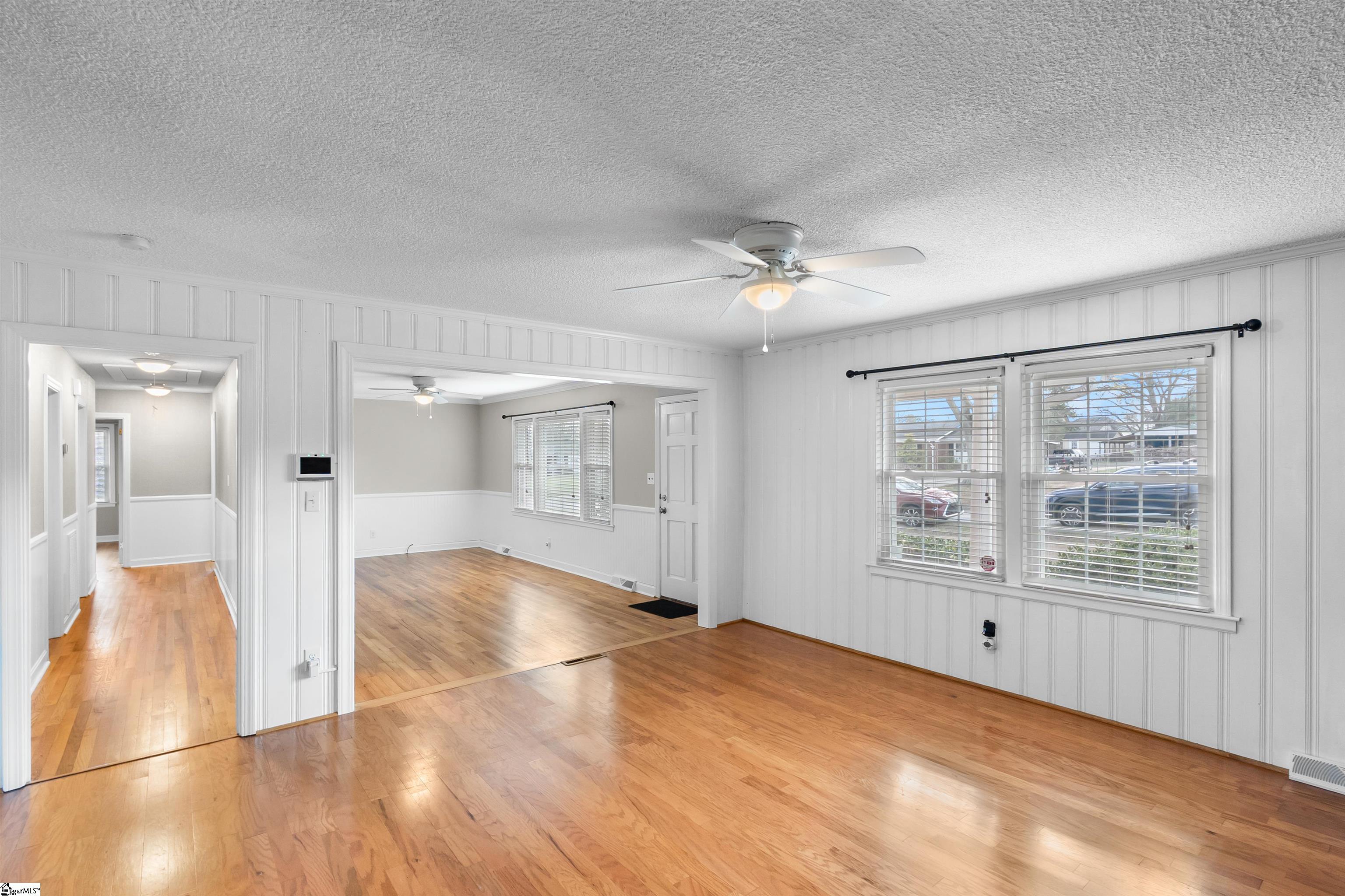 113 Buddy Avenue Greer, SC 29651 - Photo 4 of 33