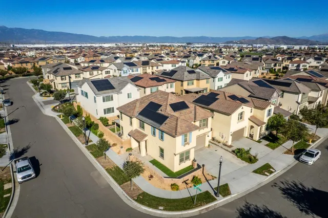 $3,575 | 3915 East Fincastle Street, Ontario, CA 91761