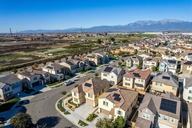 $3,575 | 3915 East Fincastle Street, Ontario, CA 91761