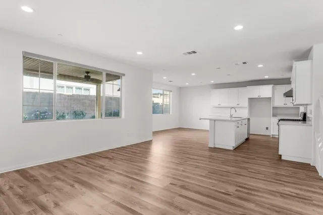 $3,575 | 3915 East Fincastle Street, Ontario, CA 91761