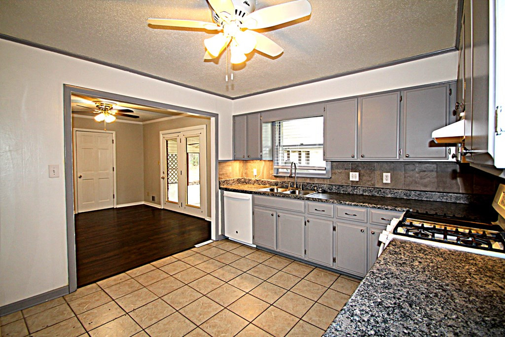 1738 Goshen Road Augusta, GA 30906 - Photo 7 of 24 Kitchen to great room