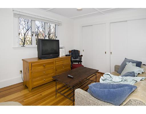 214 Atlantic Road Gloucester, MA 01930 - Photo 22 of 30 a living room with furniture and a flat screen tv