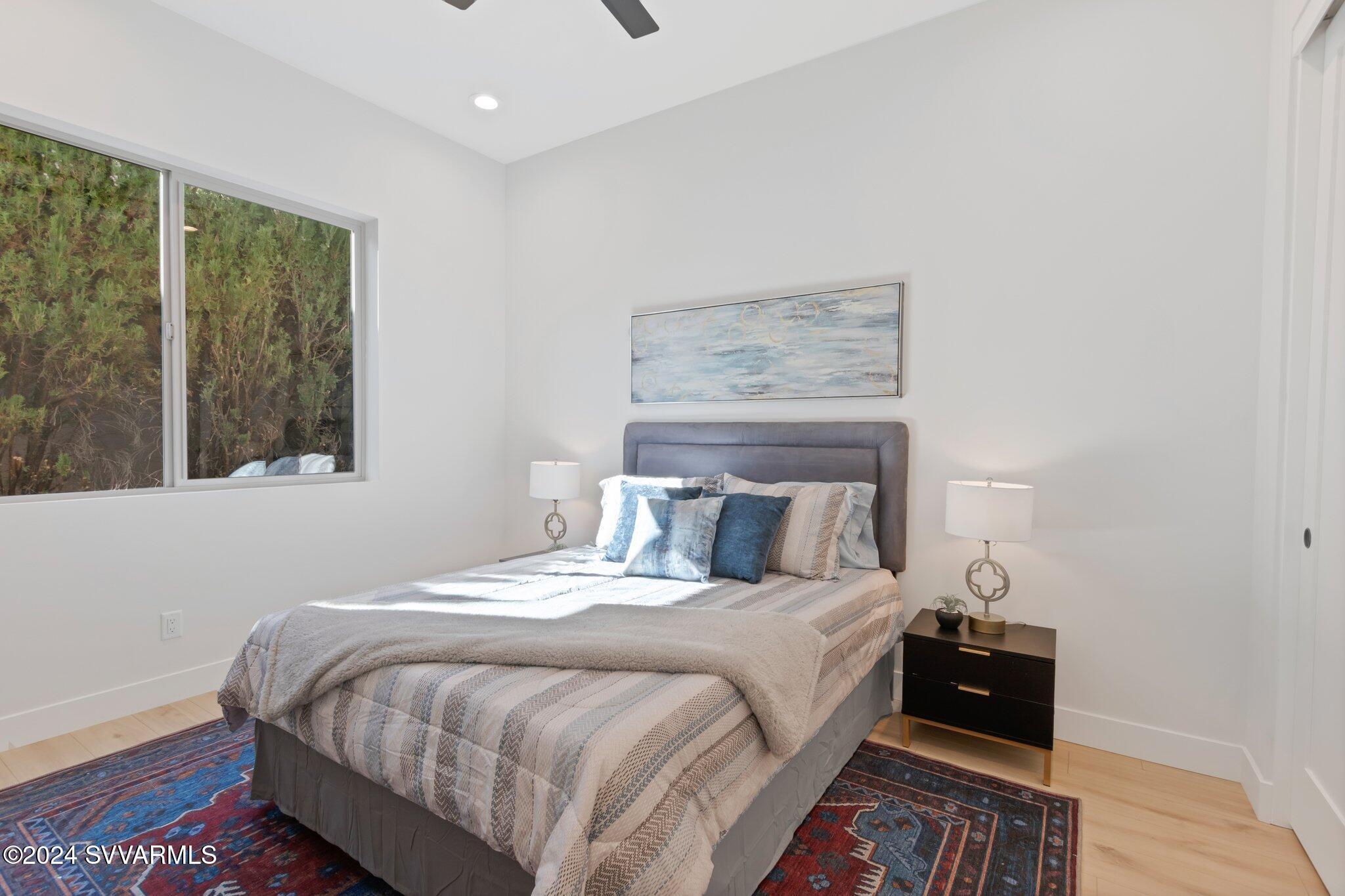 160 Roca Roja Road Sedona, AZ 86351 - Photo 22 of 26 2nd bedroom