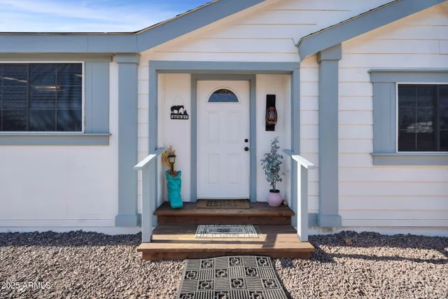 $648,000 | 1218 East Sentinel Rock Road, Phoenix, AZ 85086