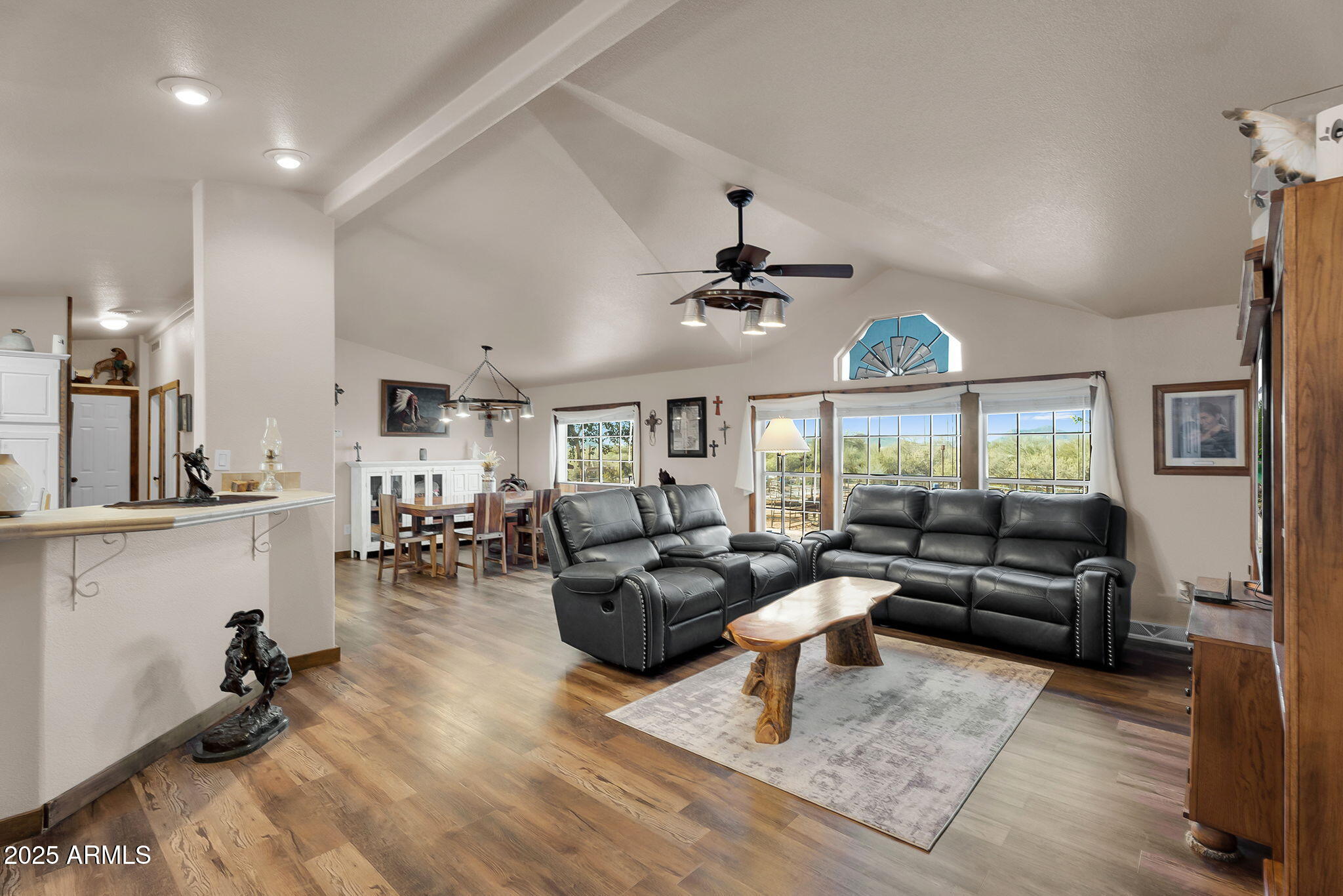 1218 East Sentinel Rock Road Phoenix, AZ 85086 - Photo 18 of 72 7-web-or-mls-Sentinel Rock -8