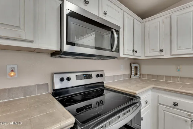 $648,000 | 1218 East Sentinel Rock Road, Phoenix, AZ 85086