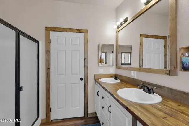 $648,000 | 1218 East Sentinel Rock Road, Phoenix, AZ 85086