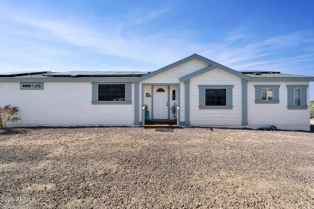 $648,000 | 1218 East Sentinel Rock Road, Phoenix, AZ 85086