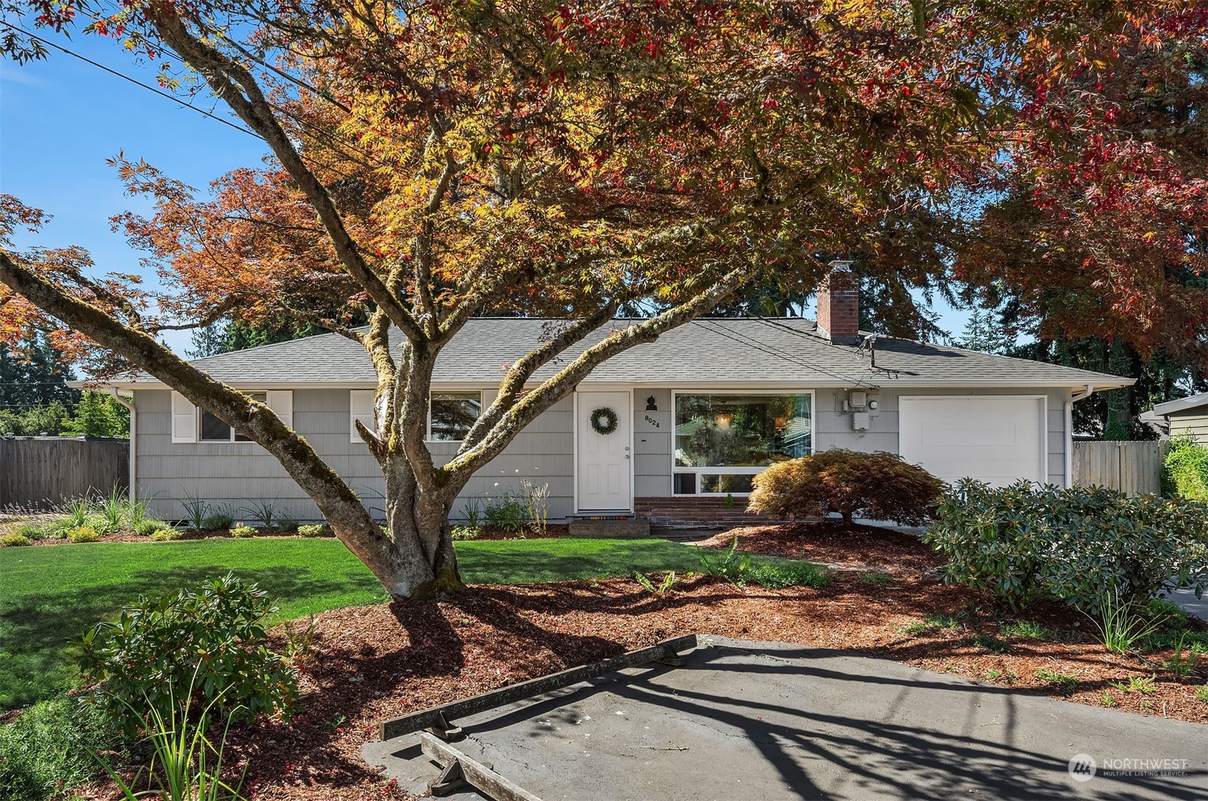 8024 213th Street Southwest Edmonds, WA 98026 - Photo 1 of 24 Gallery Image 1