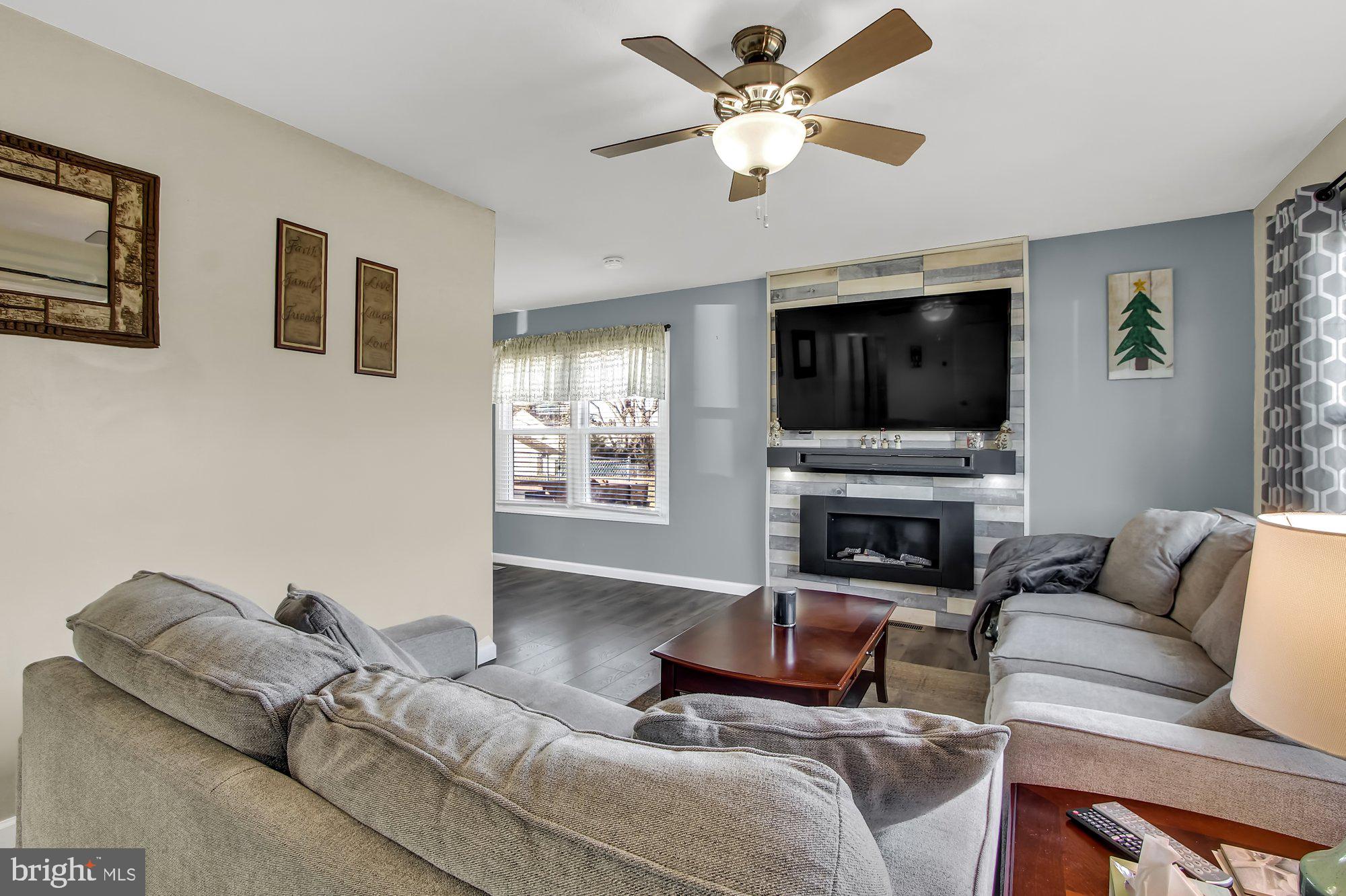 2445 Dunbar Road York, PA 17408 - Photo 3 of 16