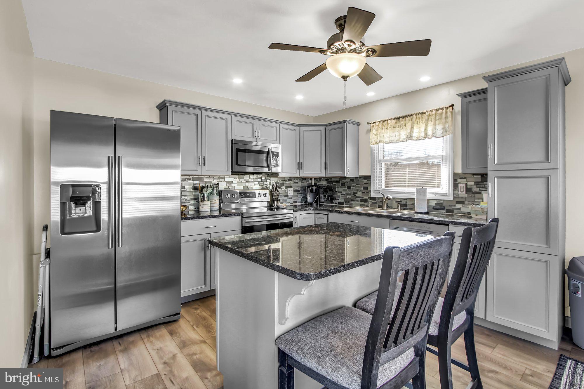 2445 Dunbar Road York, PA 17408 - Photo 5 of 16