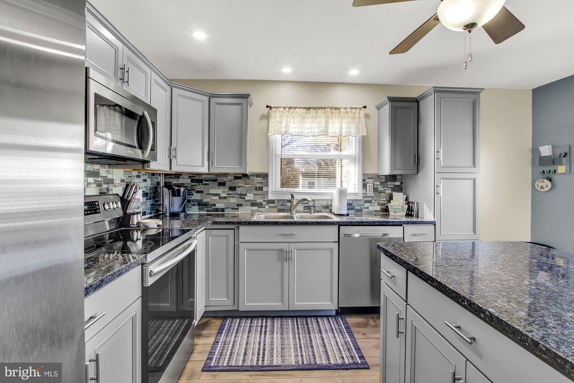 2445 Dunbar Road York, PA 17408 - Photo 6 of 16