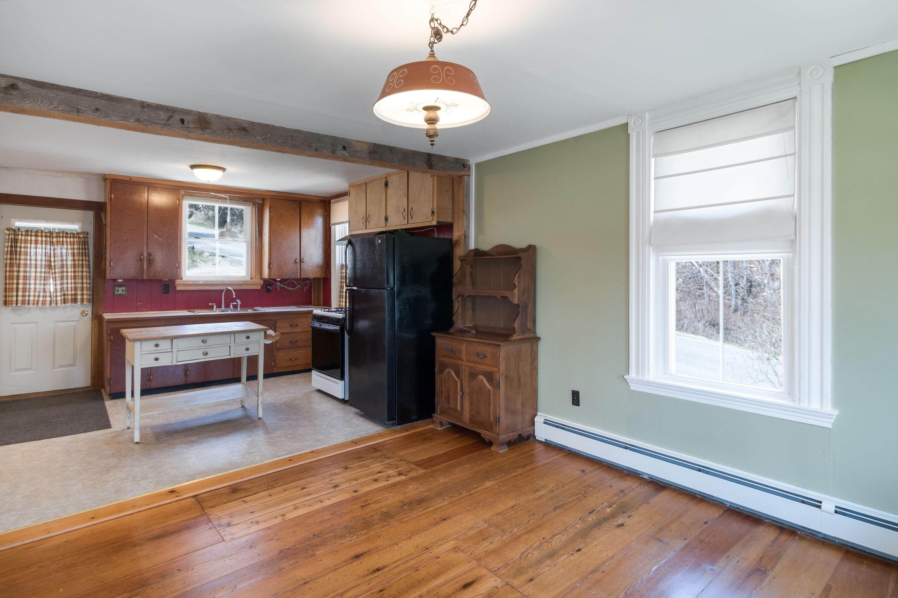 366 Port Road Machiasport, ME 04655 - Photo 8 of 37 366 Port Road Dining-Kitchen