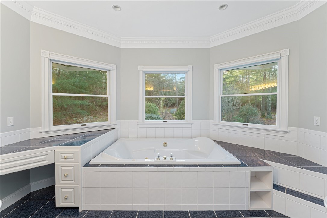11 Windrose Circle Exeter, RI 02822 - Photo 27 of 40 Gallery Image 27