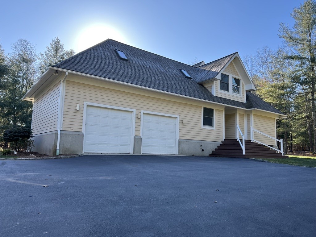 11 Windrose Circle Exeter, RI 02822 - Photo 38 of 40 Gallery Image 38