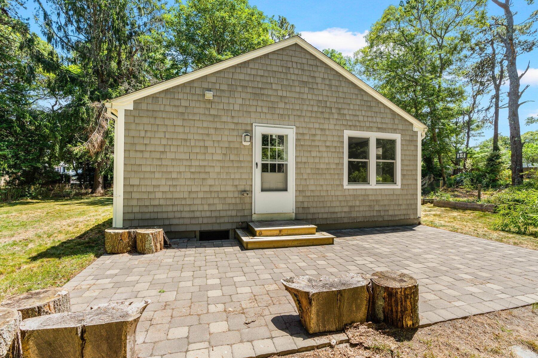 153 Dunns Pond Road Hyannis, MA 02601 - Photo 24 of 38 9-custom-153 Dunn's Pond Rd Hi Res-21