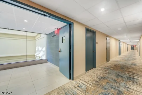 $2,800 | 1055 River Road, Unit 814, Edgewater, NJ 07020