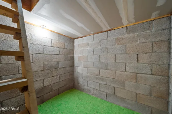 $293,000 | 1898 Highway 260, Overgaard, AZ 85933