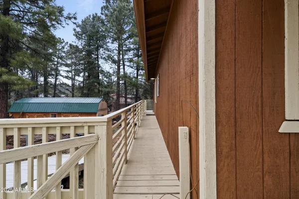 $293,000 | 1898 Highway 260, Overgaard, AZ 85933