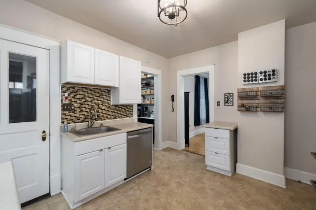 $309,000 | 527 15th Street South, La Crosse, WI 54601