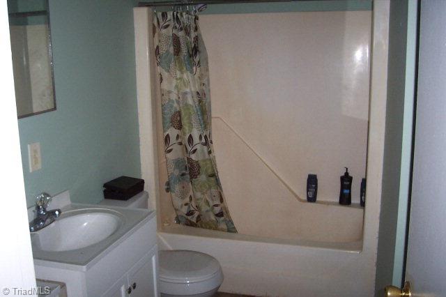 228 Railroad Ruritan Club Road Roaring River, NC 28669 - Photo 2 of 9 Gallery Image 2