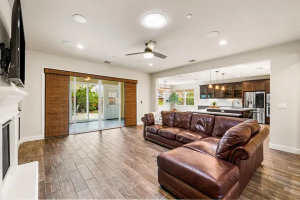 $1,000,000 | 552 North Miraloma Court, Mountain House, CA 95391