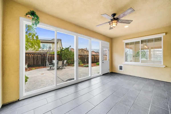 $1,000,000 | 552 North Miraloma Court, Mountain House, CA 95391