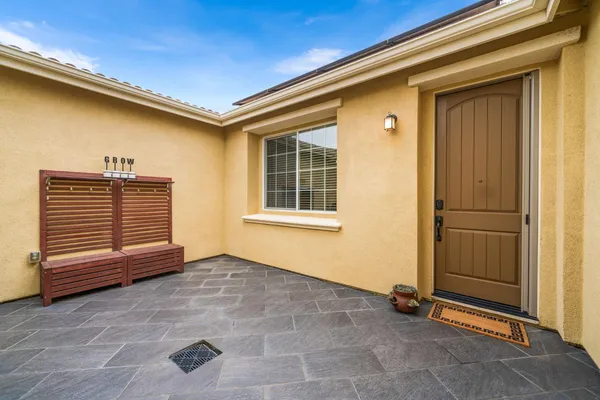 $1,000,000 | 552 North Miraloma Court, Mountain House, CA 95391