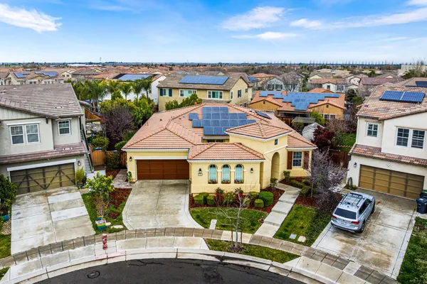 $1,000,000 | 552 North Miraloma Court, Mountain House, CA 95391