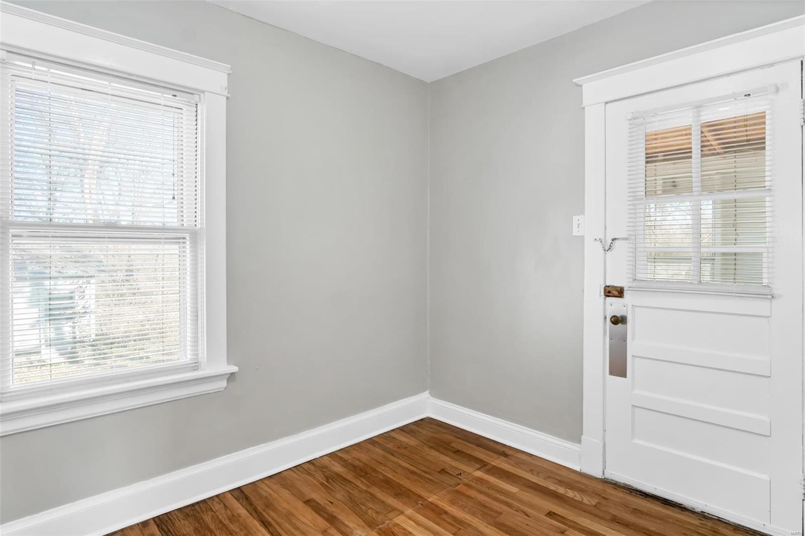 2152 North Warson Road St. Louis, MO 63114 - Photo 15 of 26 Gallery Image 15