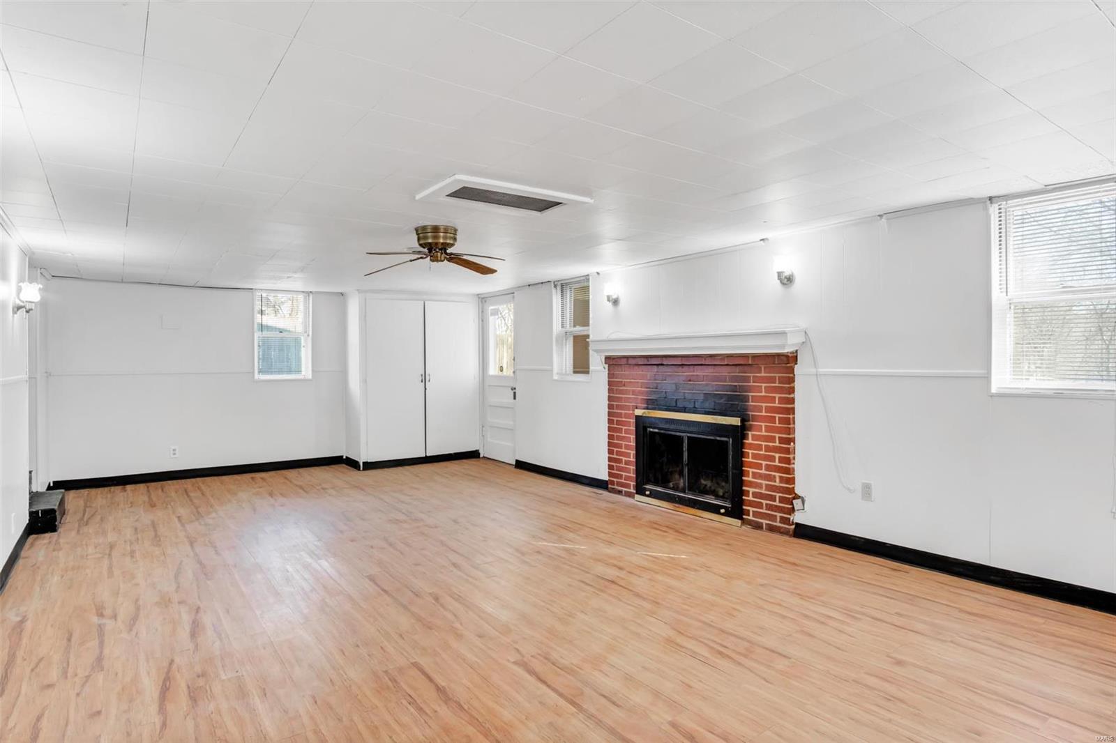 2152 North Warson Road St. Louis, MO 63114 - Photo 18 of 26 Gallery Image 18
