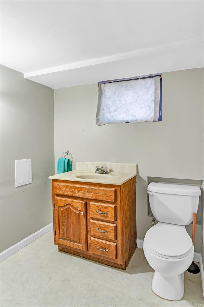 2152 North Warson Road St. Louis, MO 63114 - Photo 20 of 26 Gallery Image 20