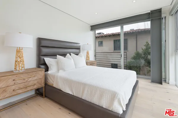 $10,900 | 11962 Gorham Avenue, Unit 2, Los Angeles, CA 90049