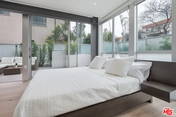 $10,900 | 11962 Gorham Avenue, Unit 2, Los Angeles, CA 90049