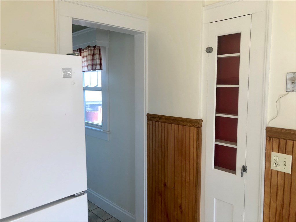 60 Oak Street Westerly, RI 02891 - Photo 11 of 26 Gallery Image 11