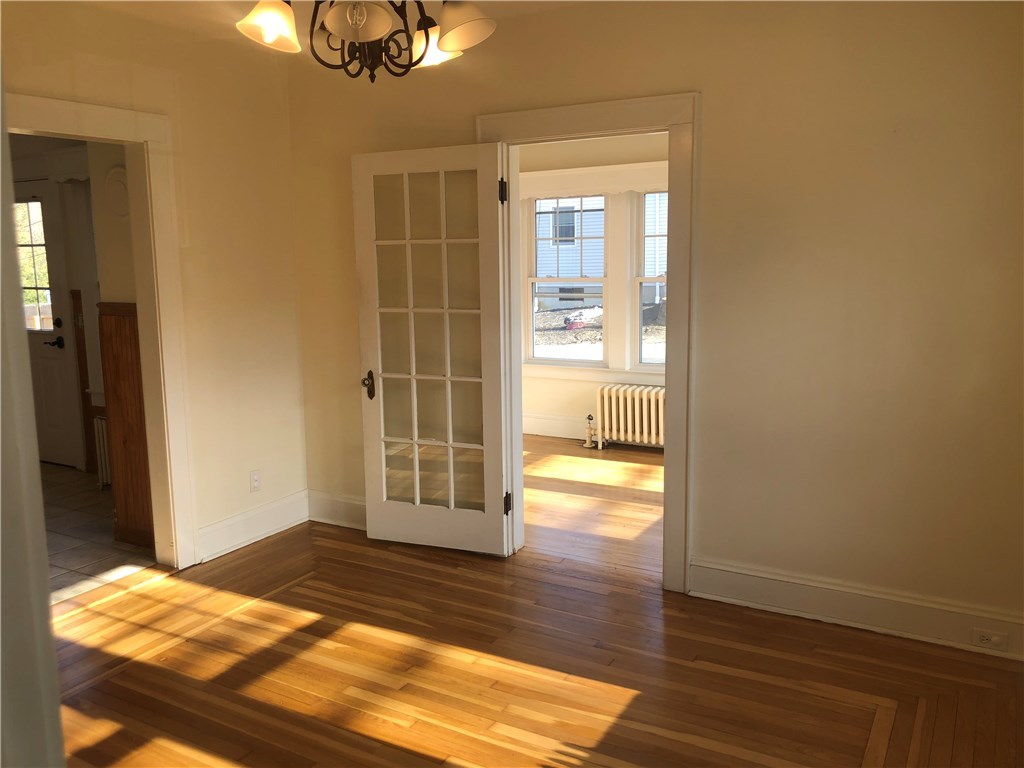 60 Oak Street Westerly, RI 02891 - Photo 6 of 26 Gallery Image 6