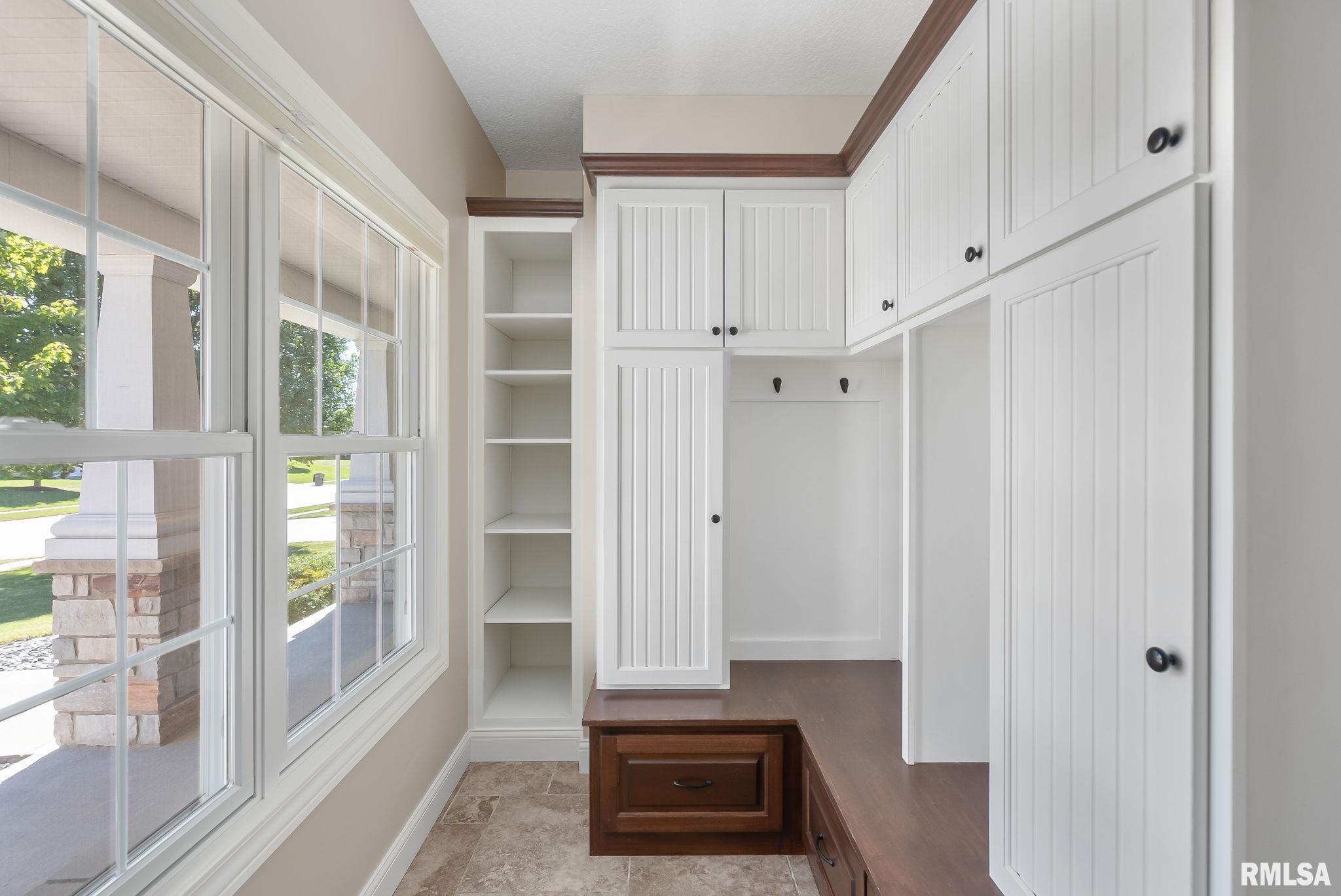 5342 Judge Road Bettendorf, IA 52722 - Photo 17 of 44 Gallery Image 17