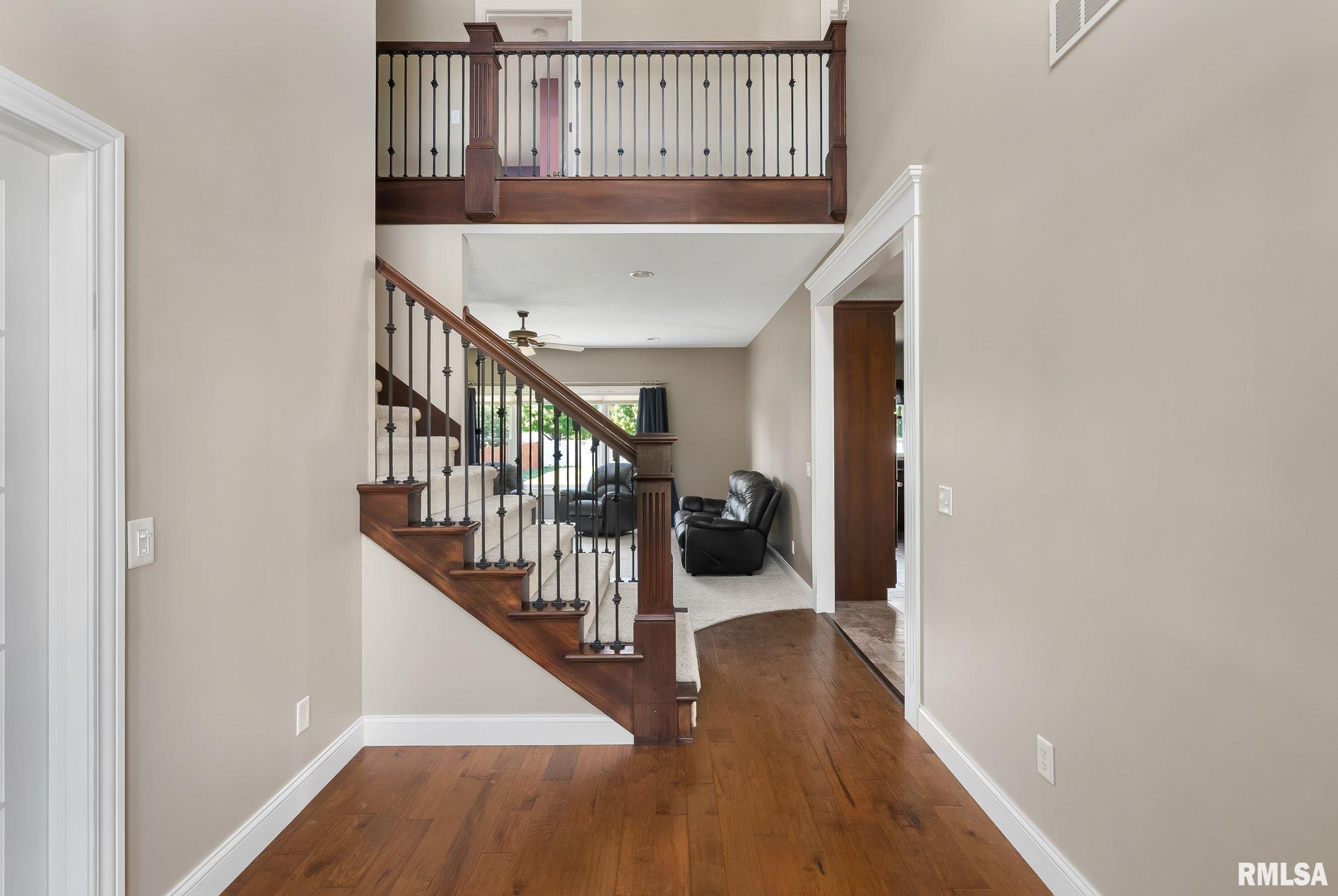 5342 Judge Road Bettendorf, IA 52722 - Photo 3 of 44 Gallery Image 3