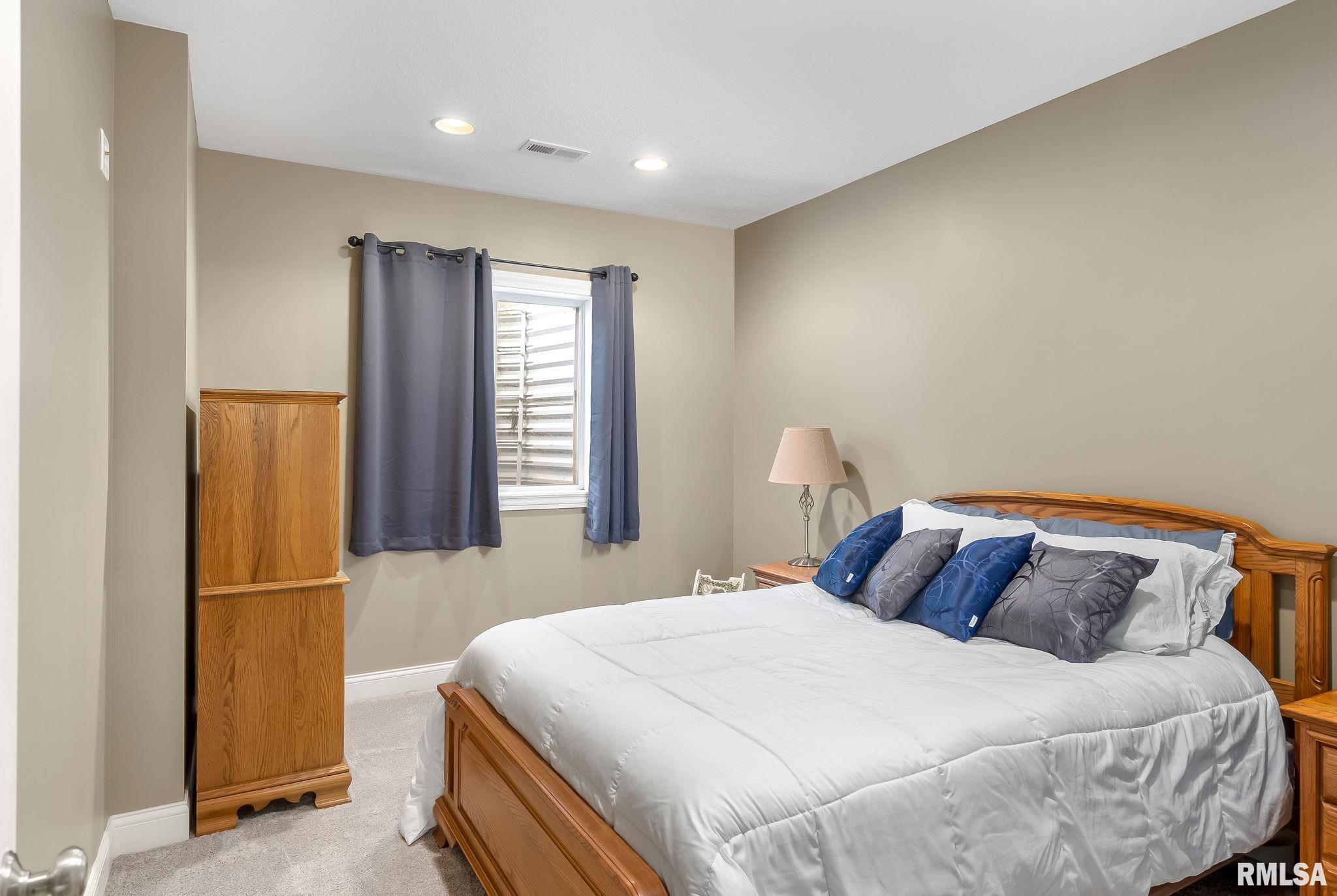 5342 Judge Road Bettendorf, IA 52722 - Photo 38 of 44 Gallery Image 38