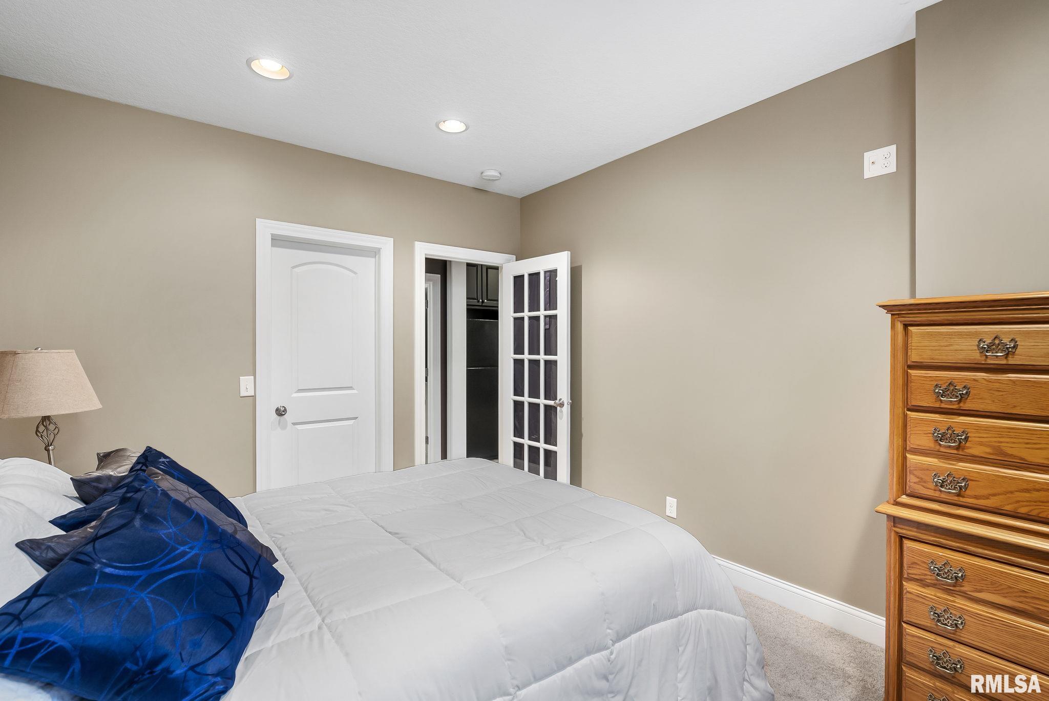 5342 Judge Road Bettendorf, IA 52722 - Photo 39 of 44 Gallery Image 39