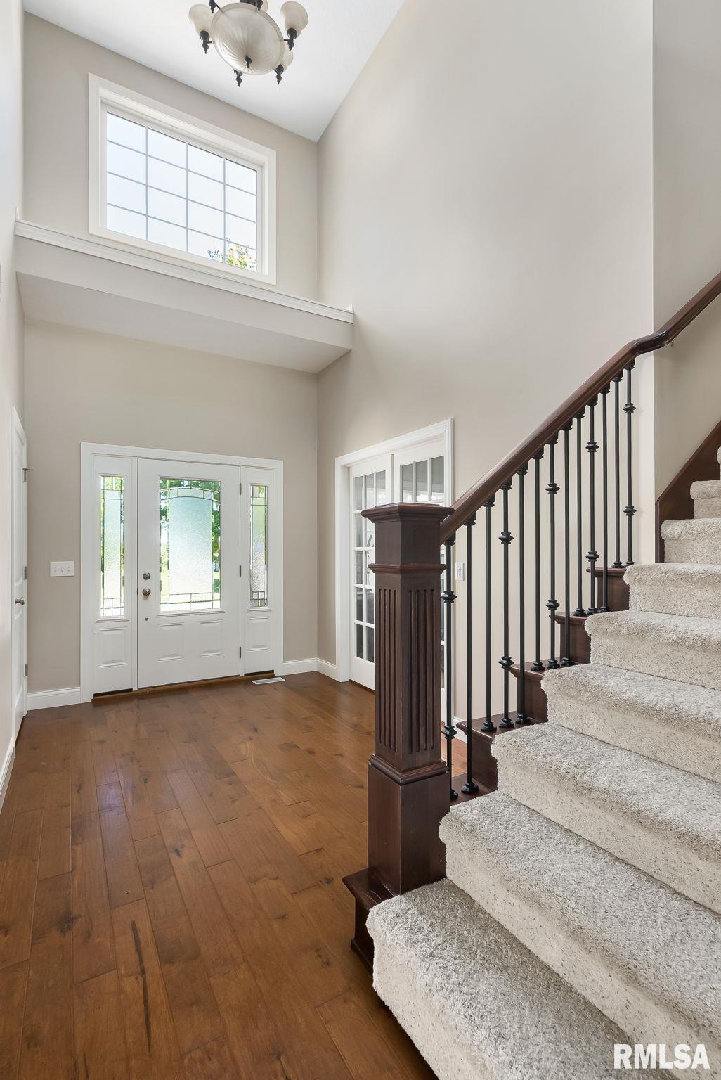 5342 Judge Road Bettendorf, IA 52722 - Photo 4 of 44 Gallery Image 4