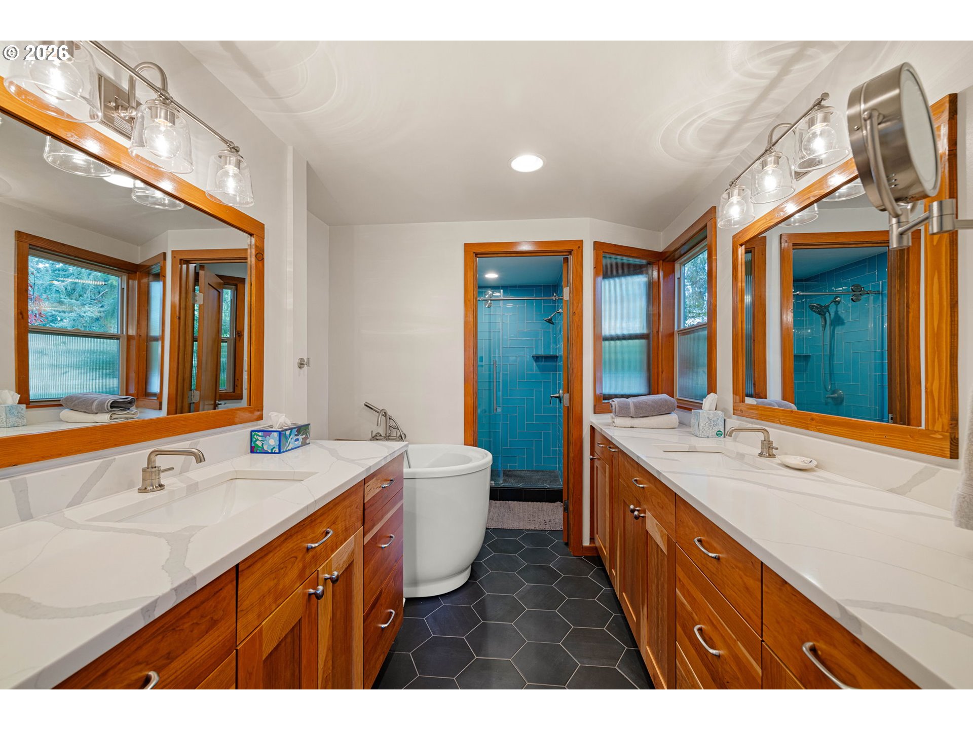 34817 Mathews Road Eugene, OR 97405 - Photo 12 of 40