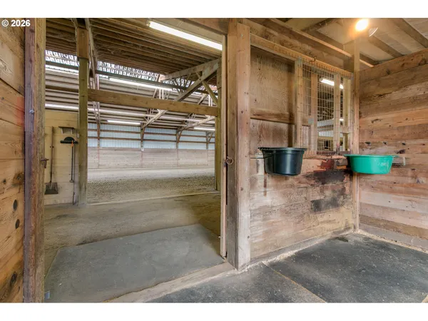 $1,200,000 | 34817 Mathews Road, Eugene, OR 97405