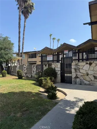 $2,850 | 2018 Las Vegas Avenue, Unit 8, Pomona, CA 91767