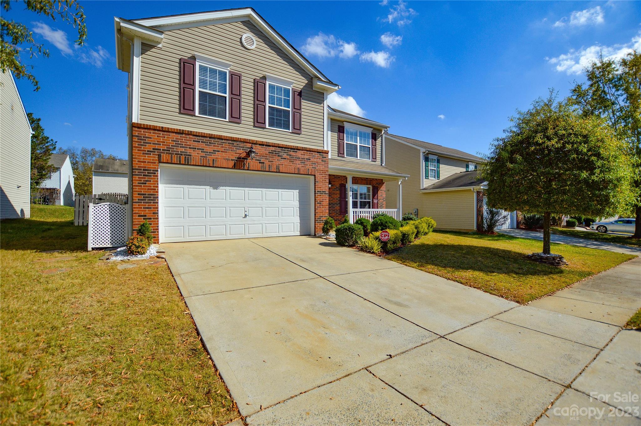 9310 John Russell Road Charlotte, NC 28215 - Photo 2 of 40 a front view of a house with swimming pool