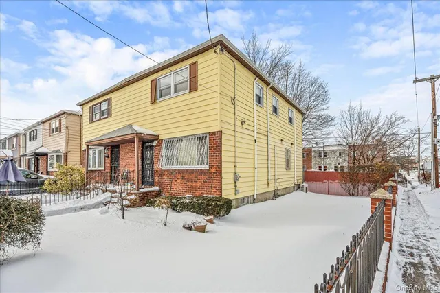 $664,800 | 118-02 Springfield Boulevard | Cambria Heights