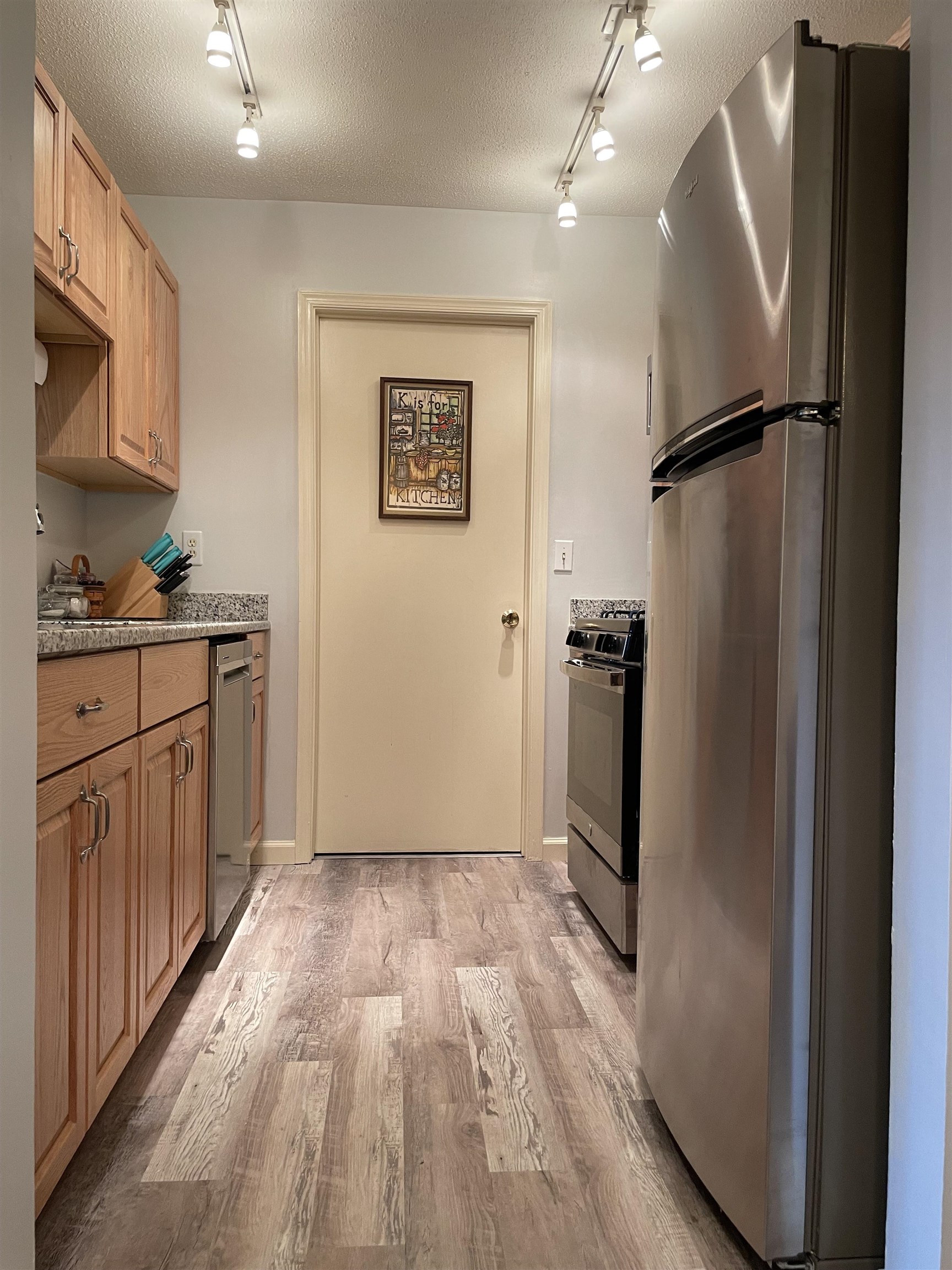 3 Galloway Road, Unit 4 Merrimack, NH 03054 - Photo 23 of 33