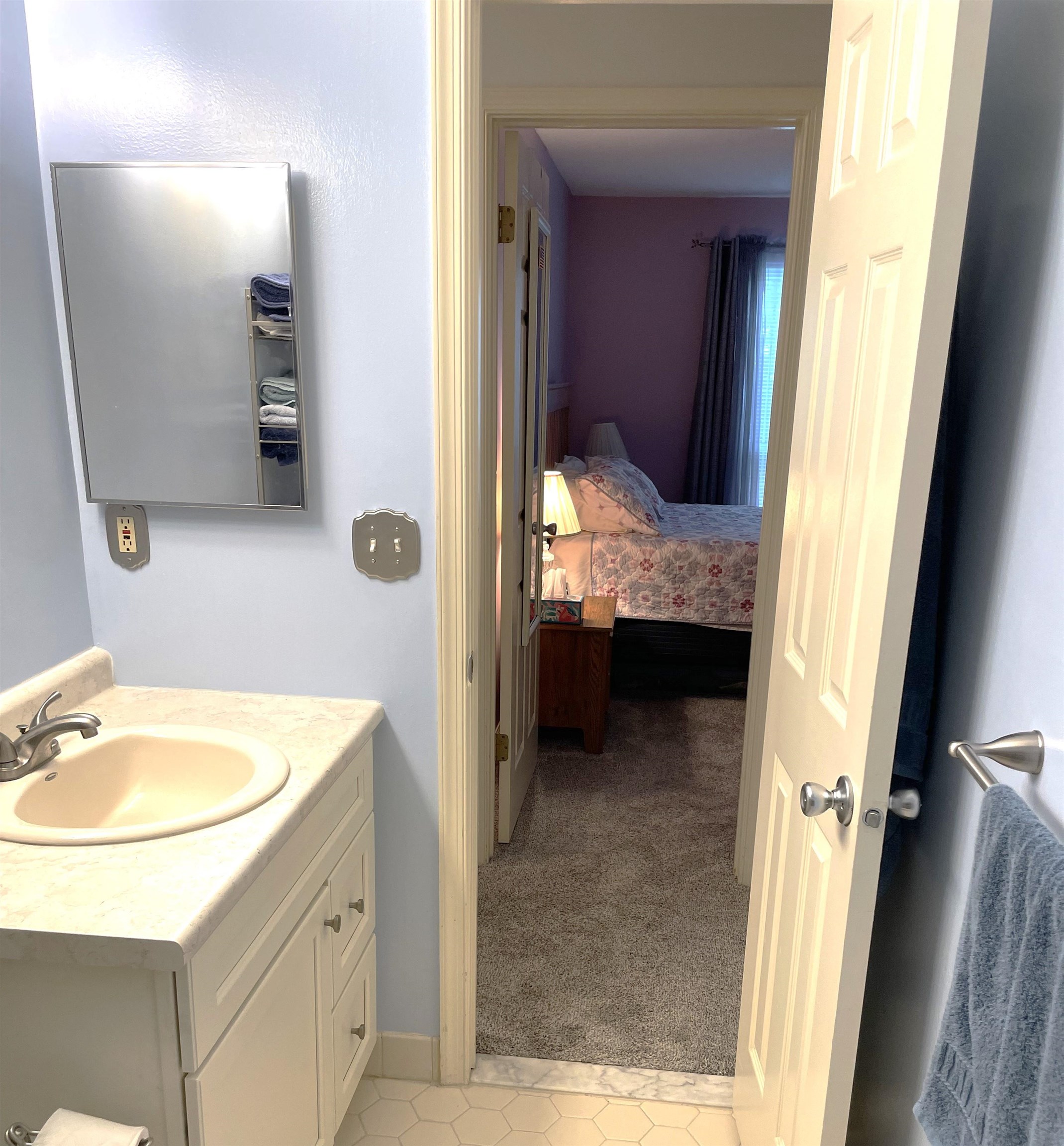 3 Galloway Road, Unit 4 Merrimack, NH 03054 - Photo 10 of 33